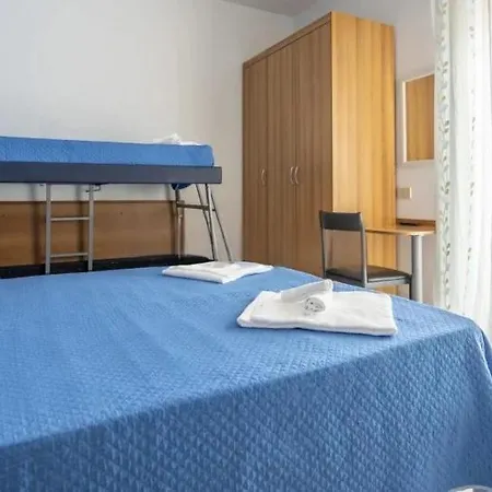 Rex Hotel 2*