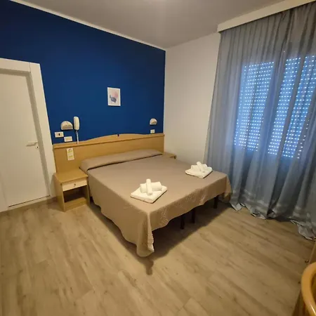 Hotel Rex 2*